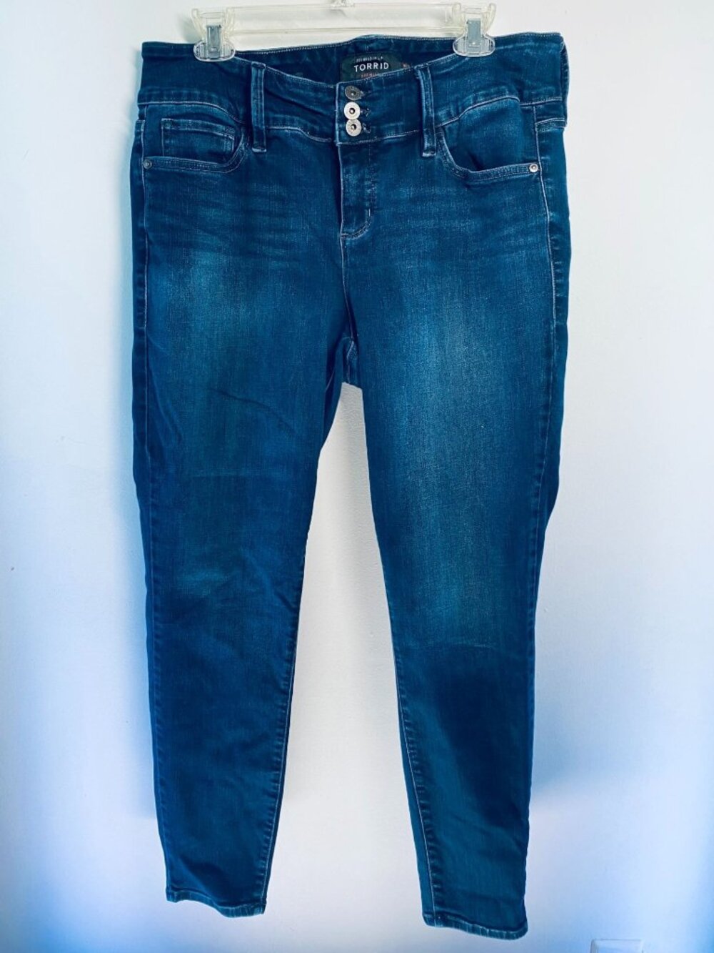 Torrid Womens Premium Jegging Denim Pants Dark Wash Mid-Rise Size 16R